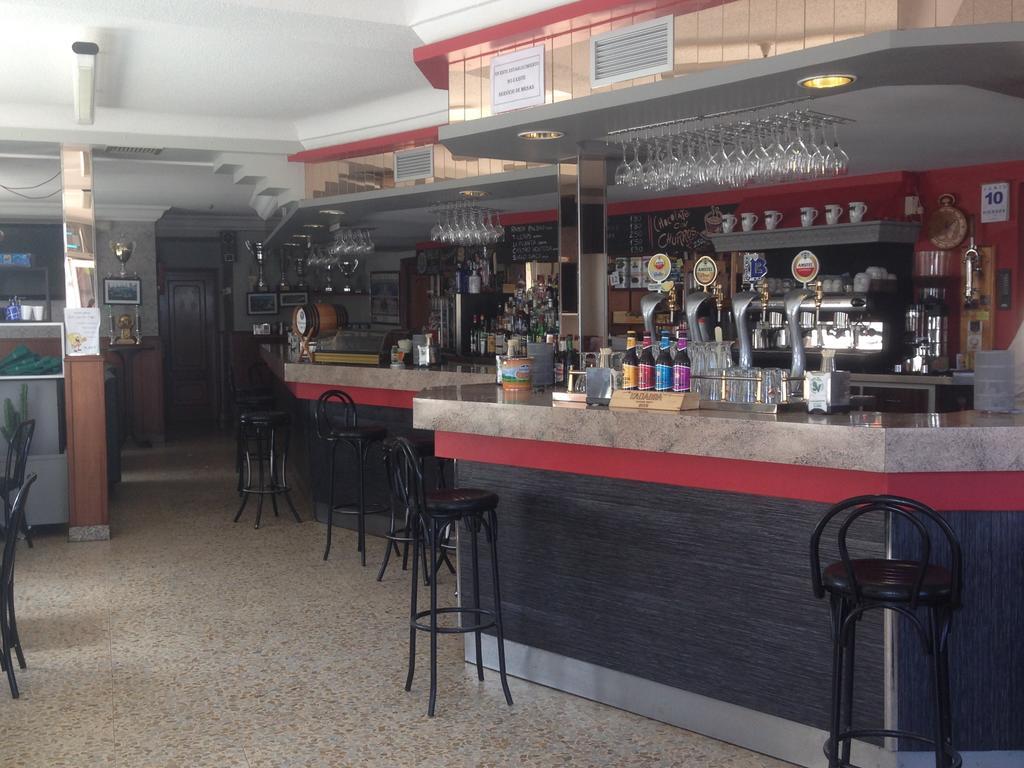 Hostal Salones Victoria Santa Marina del Rey Esterno foto